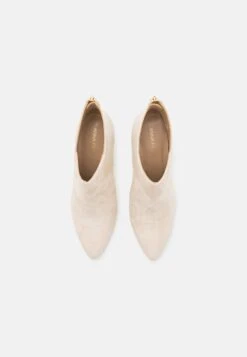 Anna Field Leather Stivaletti Con TaccoOff-White Donna Stivaletti AN611N0Q6-A11 11 Anna Field Leather Stivaletti Con TaccoOff-White Donna Stivaletti AN611N0Q6-A11 -Anna Field 4b1ccf05452c4d889974d598e870976b